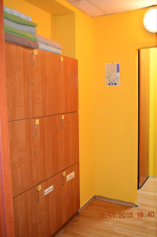 Honey Hostel Kraków Eksteriør billede