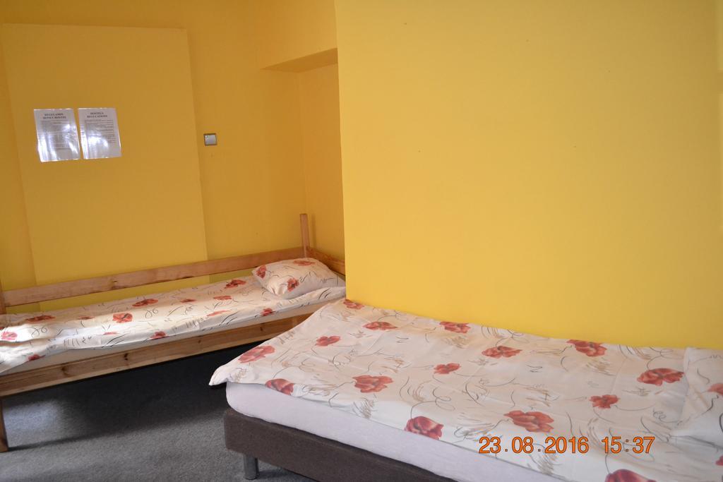 Honey Hostel Kraków Eksteriør billede